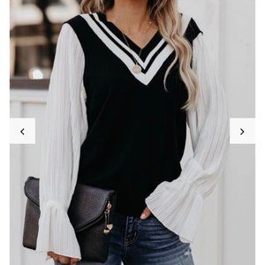 3/$50 Vici Marilyn Plisse Sleeve Knit Sweater